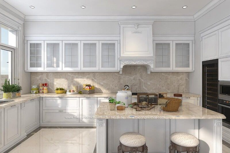 Tủ bếp tân cổ điển với các đường nét tinh tế và tay nắm đẹp, chiếc đảo bếp được đặt ở giữa cung cấp sự tiện ích trong việc bài trí và sắp xếp món ăn. Người dùng có thể lựa chọn chất liệu gỗ tự nhiên như gỗ sồi hoặc tần bì phun sơn phù hợp với sở thích của họ.